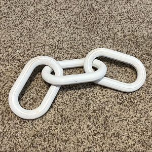 White rustic decorative wood chain link